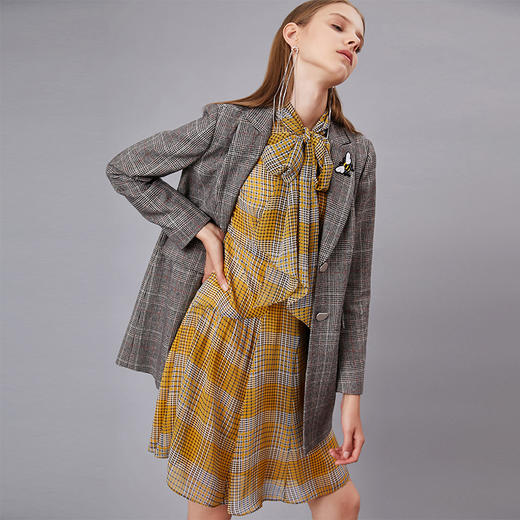 棕灰色羊毛混纺格纹直身长上衣 商品图2