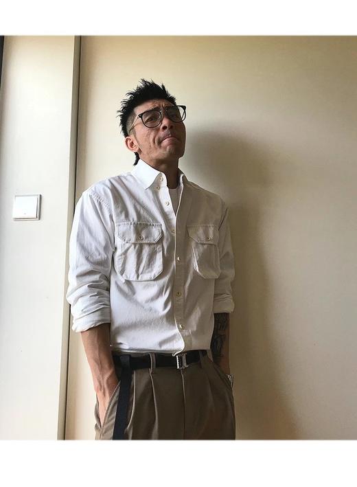 点此购买 余文乐工装立体口袋沙卡衬衫 左139252