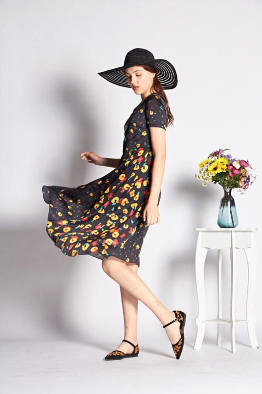 【伯妮斯茵】2S6325--黄色连衣裙--杜比尼的花园--《燃烧的灵魂》 商品图2