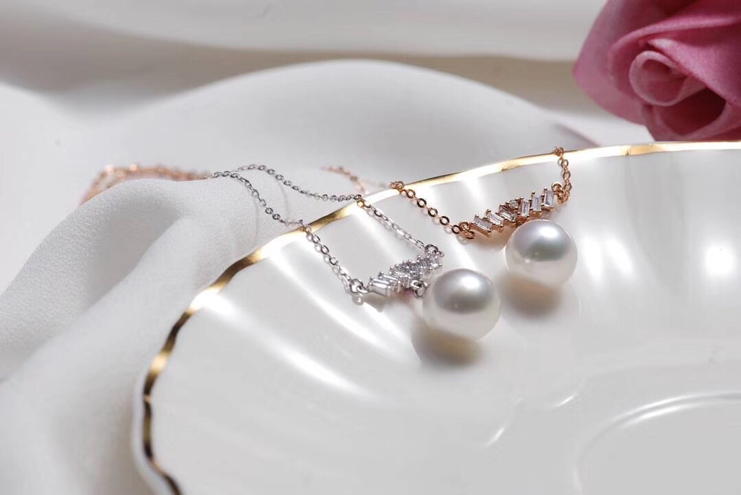 美裕珍珠 18k南洋白珠珍珠链坠 9-10毫米