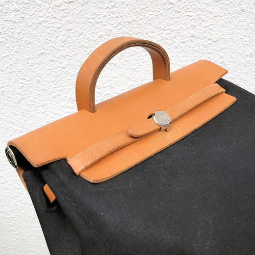 hermes爱马仕 herbag31黑色帆布双肩包
