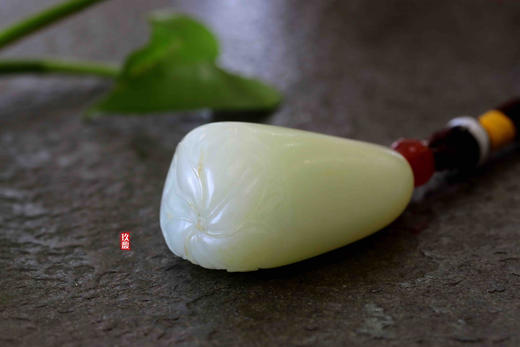和田玉（白玉）独籽把件—一花一世界 85.611g 商品图3