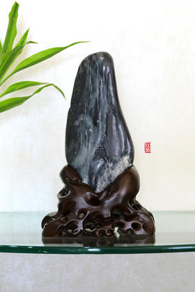 和田玉（青花）独籽摆件--半空月影流云醉（孙有庚）2325g