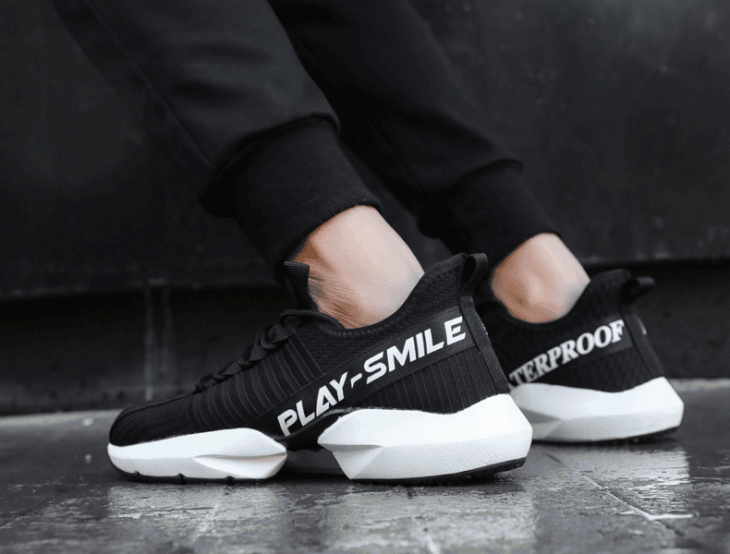 【100000次折弯不进水】反向自适应回弹鞋,防水抗污专利黑科技,消菌