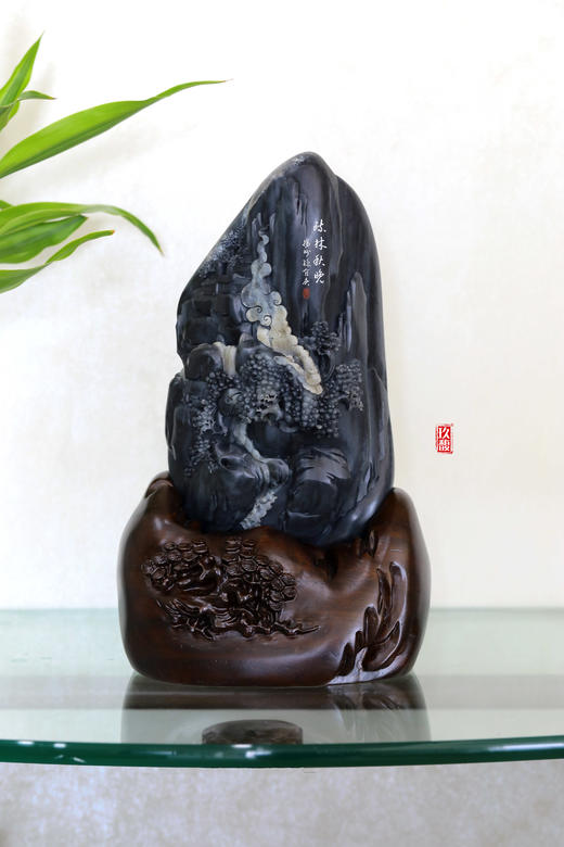 和田玉（青花）独籽摆件--疏林秋晚（孙有庚）2220g 商品图0