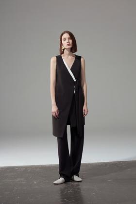 腰部拼接设计长裤