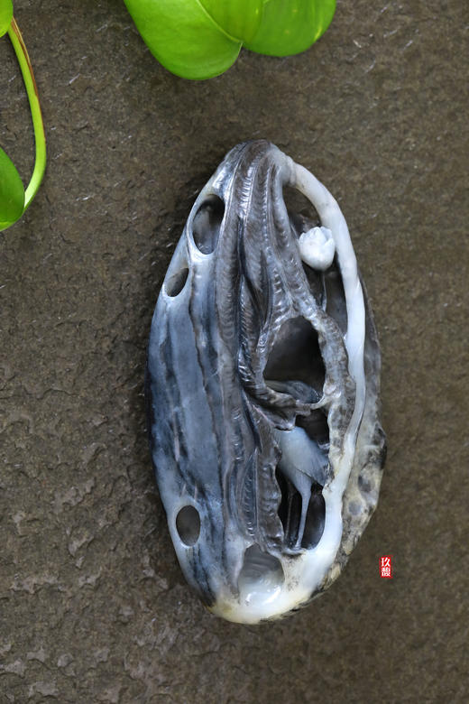 和田玉（青花）独籽摆件--一路连科 （邱启敬） 商品图0