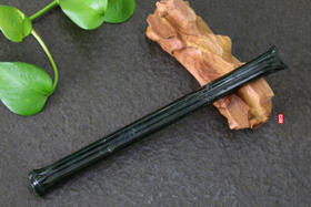 和田玉（碧玉）摆件--竹 （邱启敬）