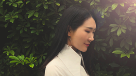 直播预约打榜 | 邹青