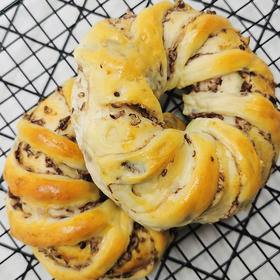 【恋恋烘焙】红豆圈面包