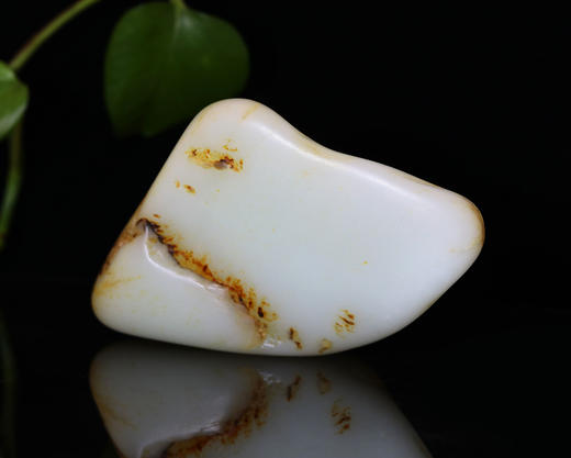 和田玉（白玉）独籽原石摆件 999g（价格面议） 商品图1