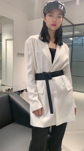 廓形质感大西装