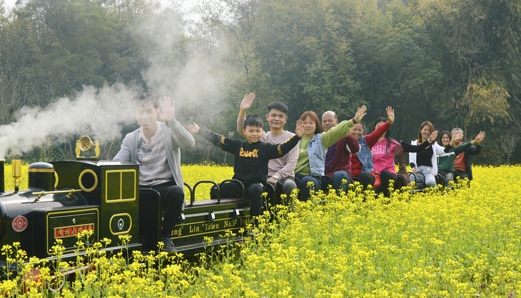 九龙峰林小镇门票 山海经神兽乐园 网红小火车(半程)超值抢购!