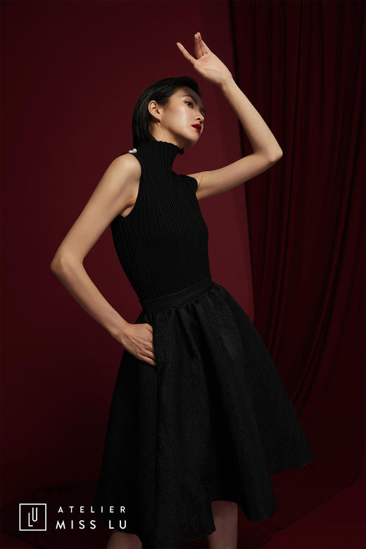 AtelierMissLu /Paz-黑色肌理褶皱半裙 商品图3