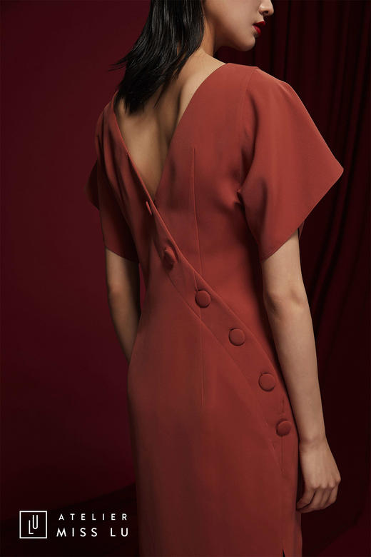 AtelierMissLu /Gonzales-肉桂橘露背斜扣方袖连身裙 商品图0
