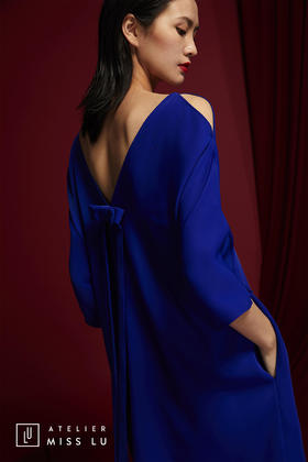 AtelierMissLu /Diaz-电光蓝V领露背连身裙