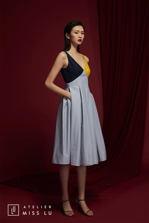 AtelierMissLu /Villa-拼色褶皱无袖连身裙 商品图3