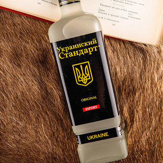 乌克兰标准 黑金伏特加700ml