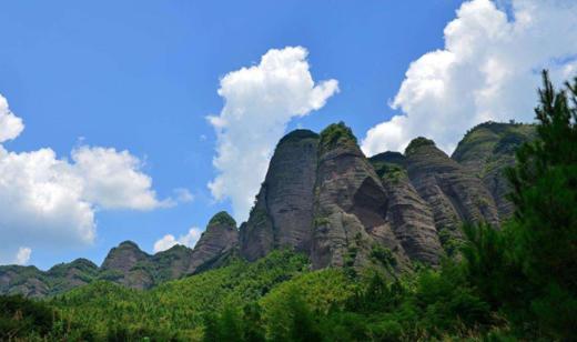 家乡的山 商品图0