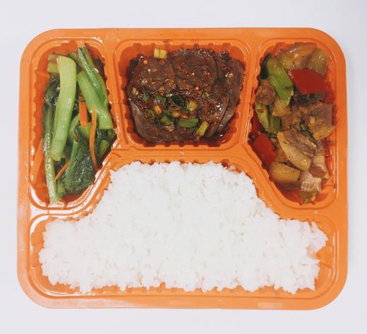 麻辣牛肉回锅饭 商品图0