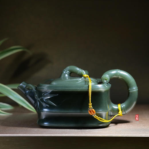 和田玉（青玉）玉壶--竹节方壶（宋鸣放6676）307.47G 商品图0