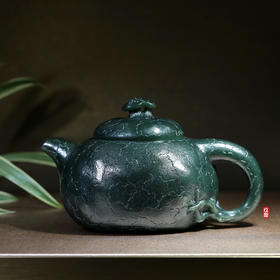 和田玉（碧玉）玉壶--供春壶（宋鸣放6696）272.04G