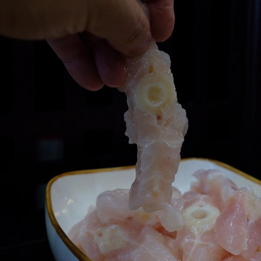 速冻鳙鱼骨(买任意两包送一包酸菜 ) 商品图0