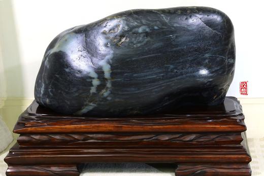 和田玉（青花）籽料原石--牛 80kg（价格面议） 商品图1