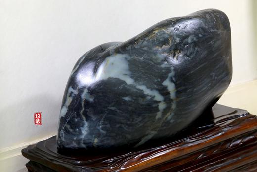 和田玉（青花）籽料原石--牛 80kg（价格面议） 商品图3