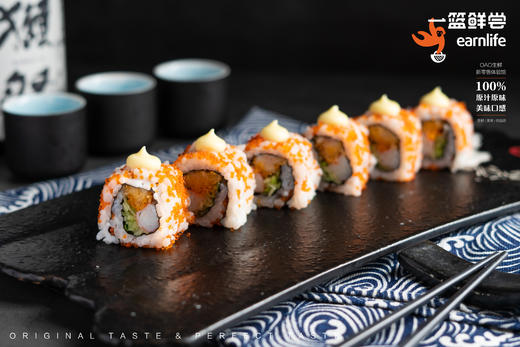 加州卷6块/份(蟹子，炸虾，蟹柳，青瓜丝，玉子) 商品图0