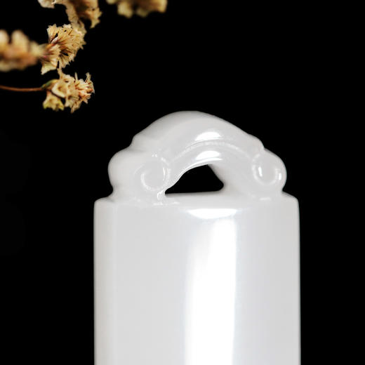 和田玉（羊脂玉）挂件--瓦当玉牌   约9g 商品图2