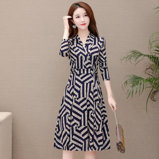yw-mln9921条纹大码连衣裙【优】