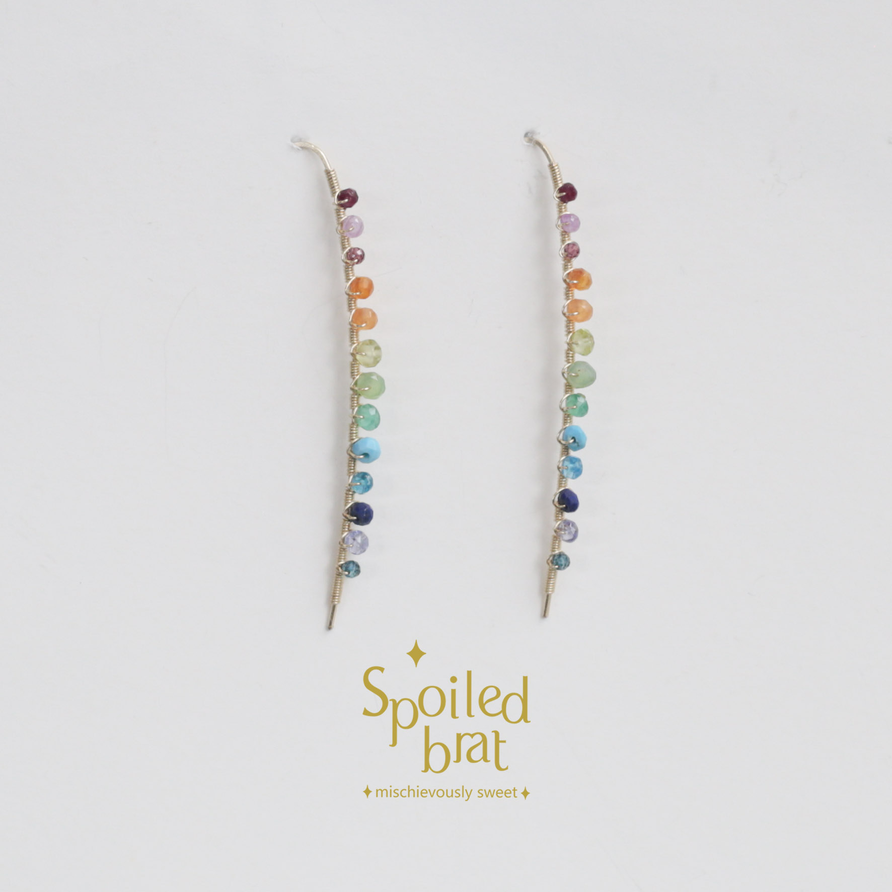 SpoiledBrat Jewelry彩虹一字耳环