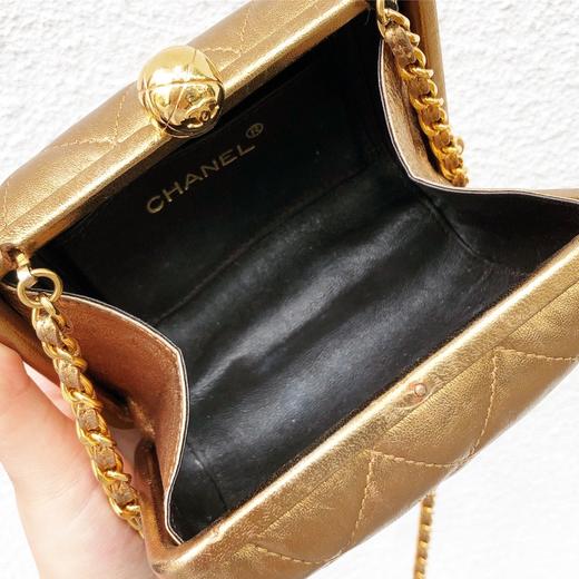 chanel香奈儿 金色mini斜挎金口包