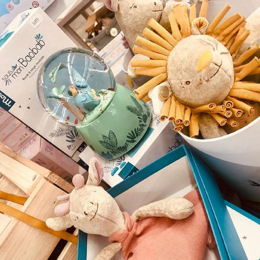 法国moulinroty茉兰若缇热带雨林系列大笨象音乐水晶球（11x13.5cm） 商品图0