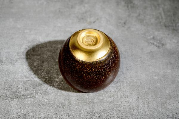 德化陶瓷 黄丽君老师作品 总裁杯·珊瑚盏