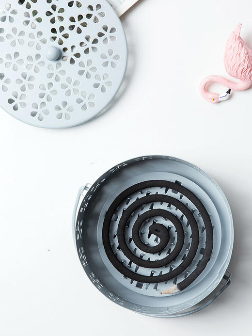 不一样的蚊香盒可手提铁艺镂空蚊香盒室内家用防火带盖托盘j