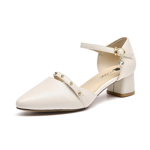 巨圣粗跟单鞋女2020春夏款一字扣中空尖头半凉鞋韩版时尚浅口时装