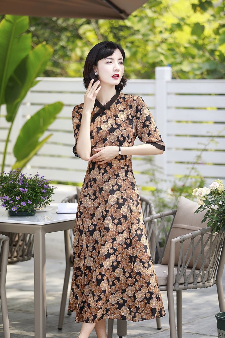 【东方丽人】荷叶领印花真丝旗袍连衣裙a