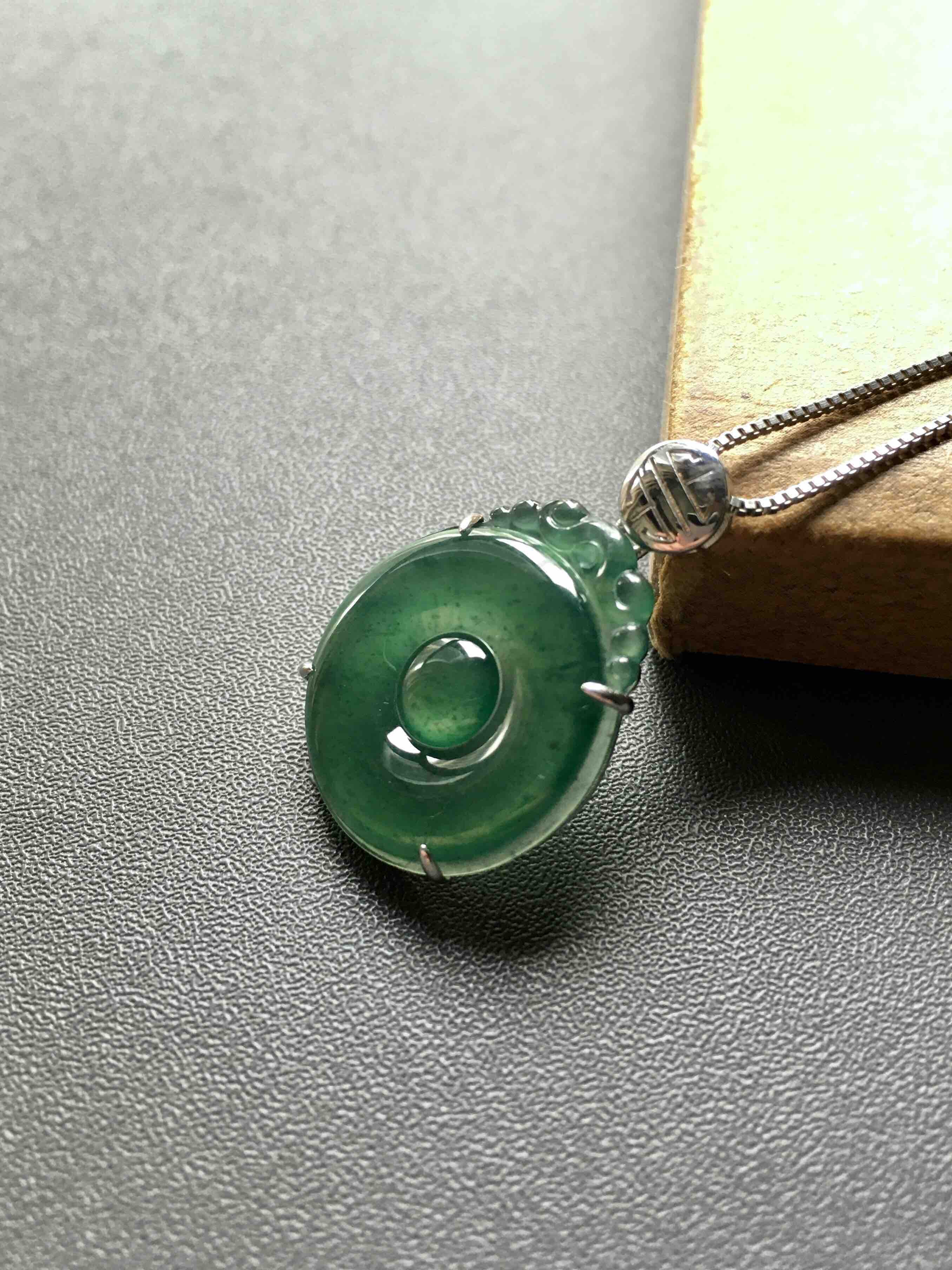 冰种湖水绿翡翠福在眼前18k白金镶嵌