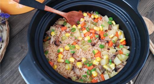 腊肉土豆焖饭 商品图0