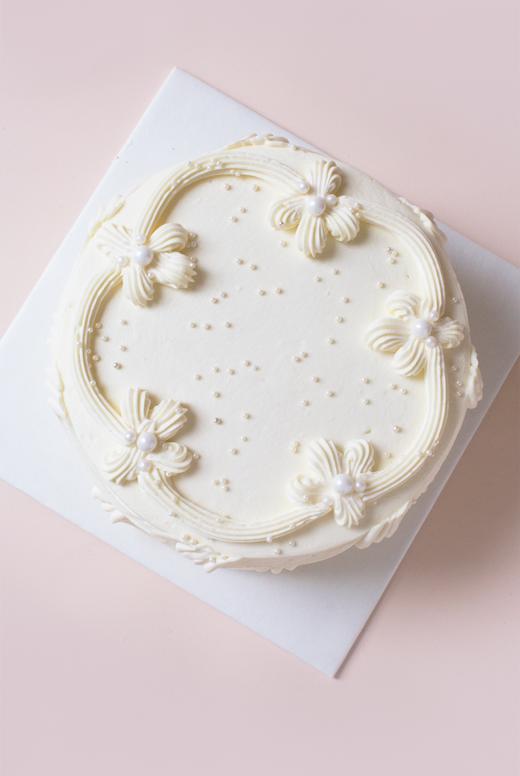 8英寸｜「记忆」经典奶油蛋糕+198元当季花束 商品图1