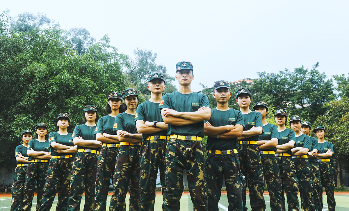2022黄埔军校彪将夏令营14天魔训班原价6800元定金1000元更多优惠联系