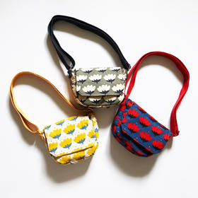 HUJI祤集Flap斜挎包插画小花