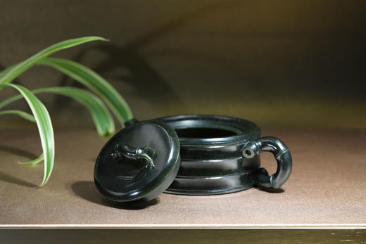 和田玉（青玉）玉壶--竹节圆壶（宋鸣放6692）142.63g 商品图2