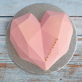 爱心钻石慕斯蛋糕（需提前24小时预定）