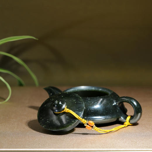 和田玉（青玉）玉壶--飞碟壶（宋鸣放6690）109.67g 商品图2