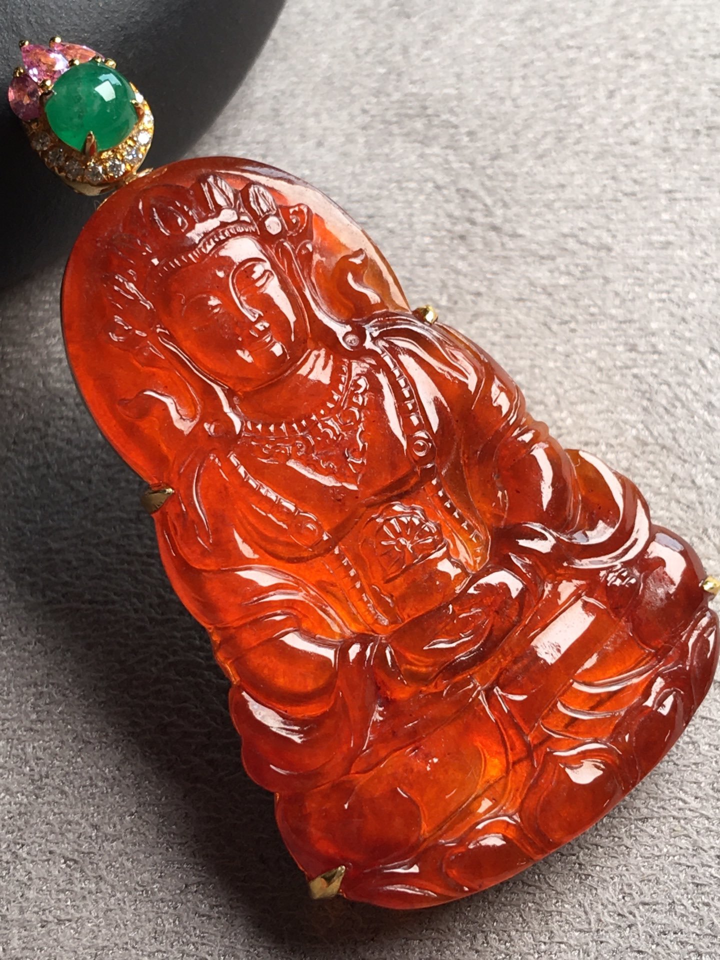 5月12日-实拍高端批发价23800 冰红翡观音吊坠色彩鲜艳 裸石40.3-26-4