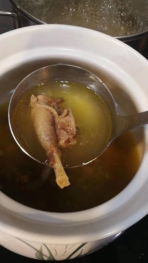 崇明生态老鸽🐦，三年龄以上，一鸽胜九鸡，砂锅煲5小时，非常鲜美 商品图4