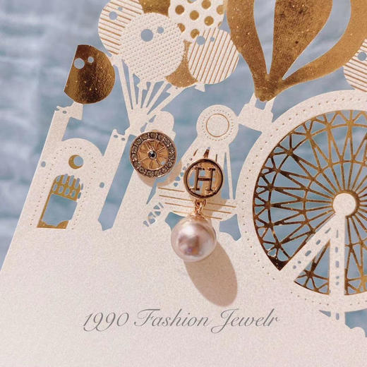 韩国不对称新款珍珠耳钉 商品图0